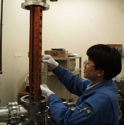 Mounting of samples on heating rod